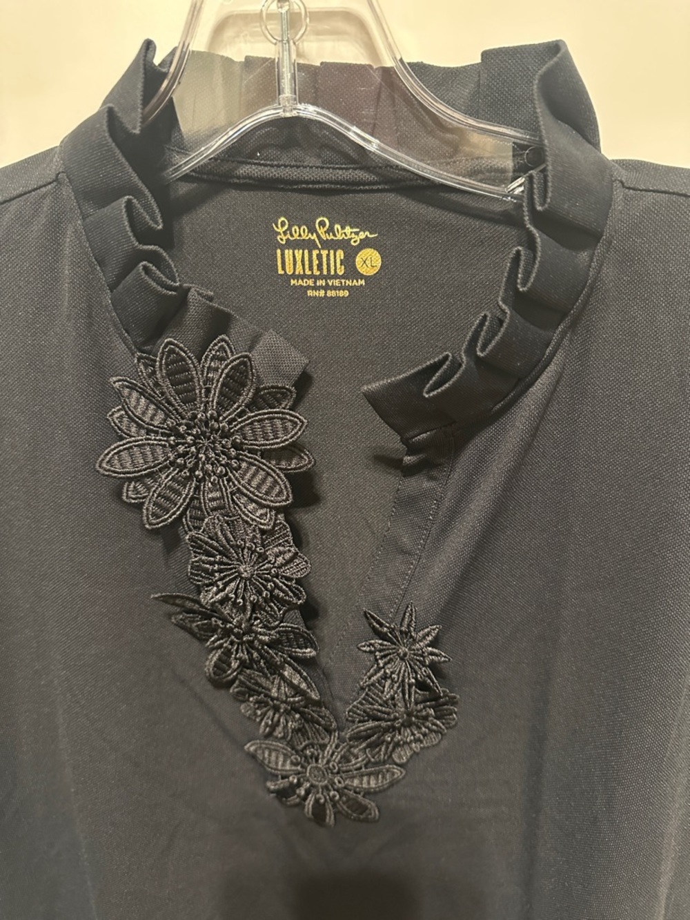 Lilly Pulitzer Luxletic Frida Flower
Onyx Polo Short Sleeve Top Size XL New - Picture 2 of 5